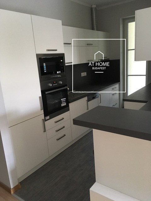 Refurbished apartment for rent Budapest I. district, Castle