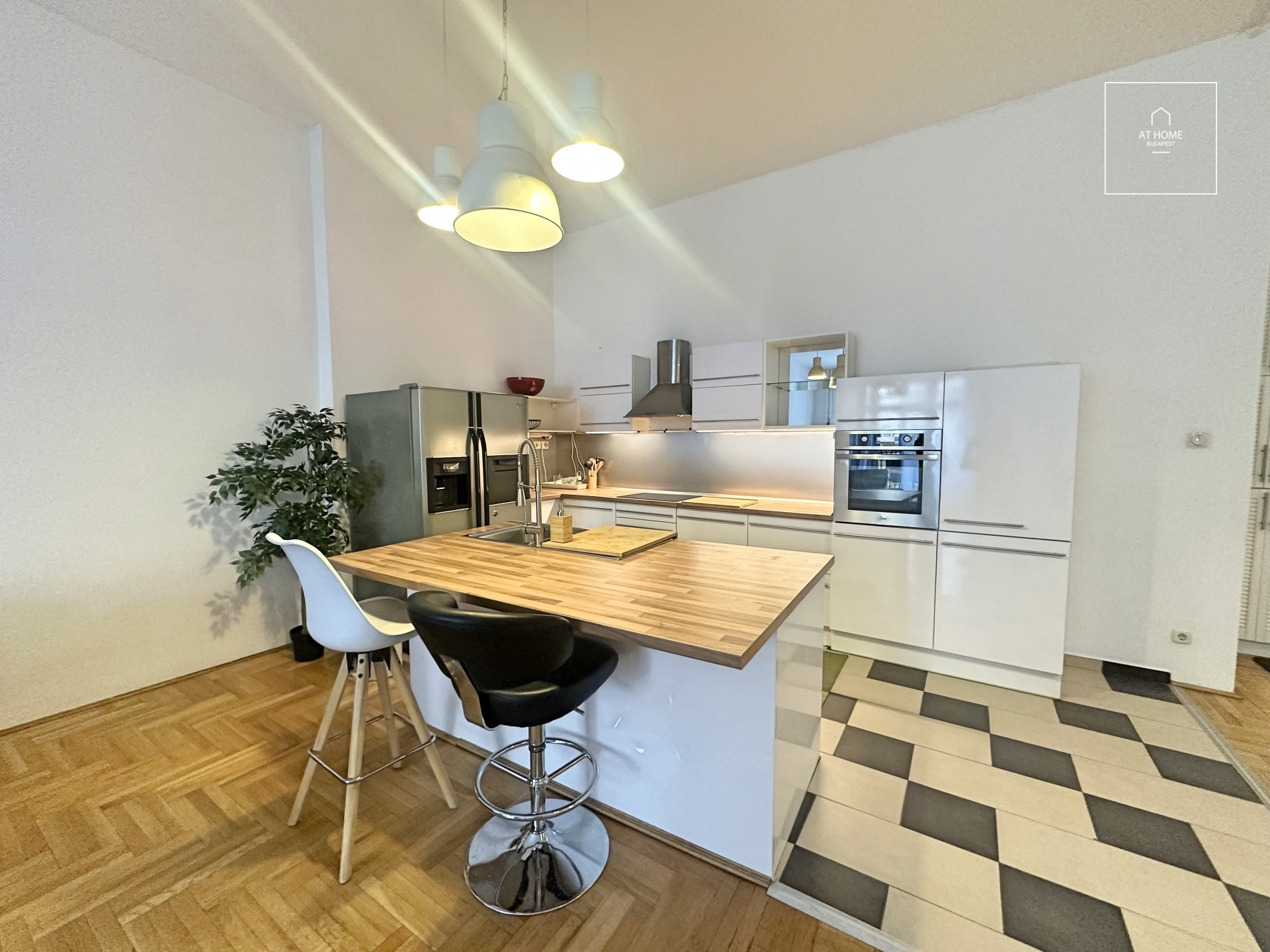 Two bedroom apartment in the 5th district