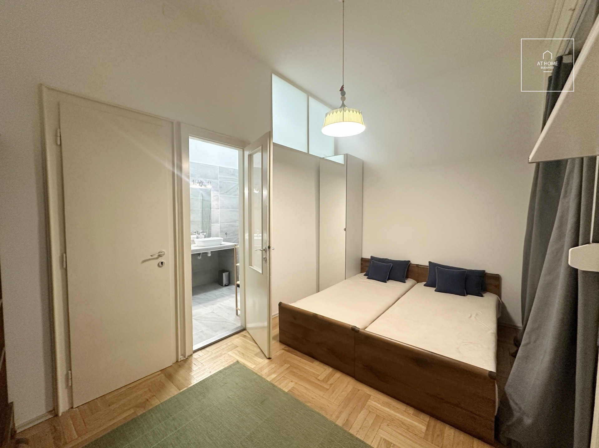 Two bedroom apartment in the 5th district