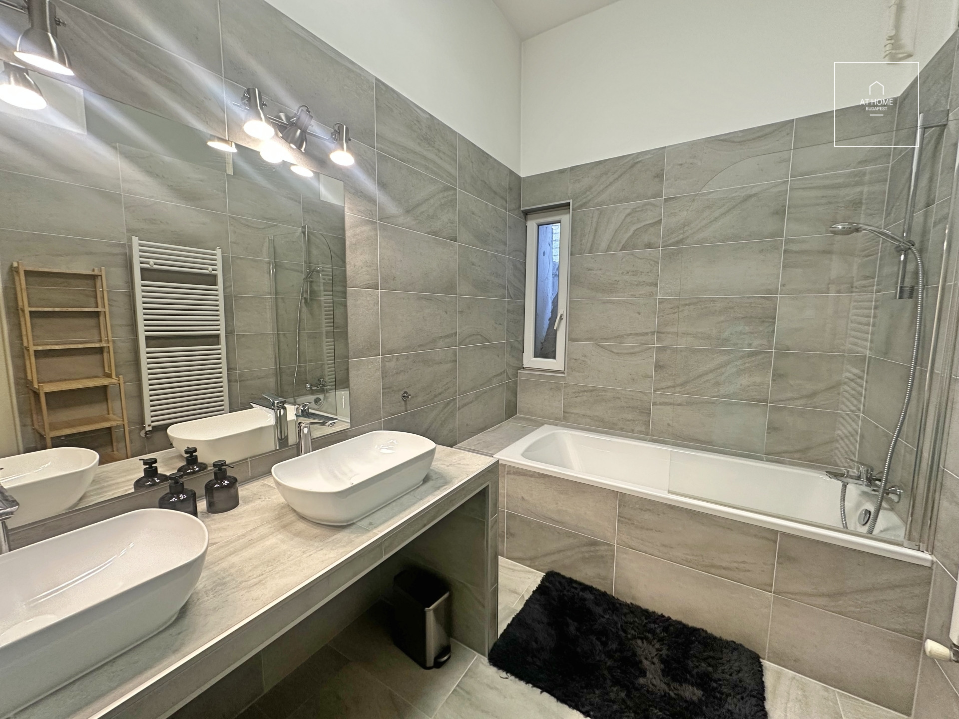 Two bedroom apartment in the 5th district