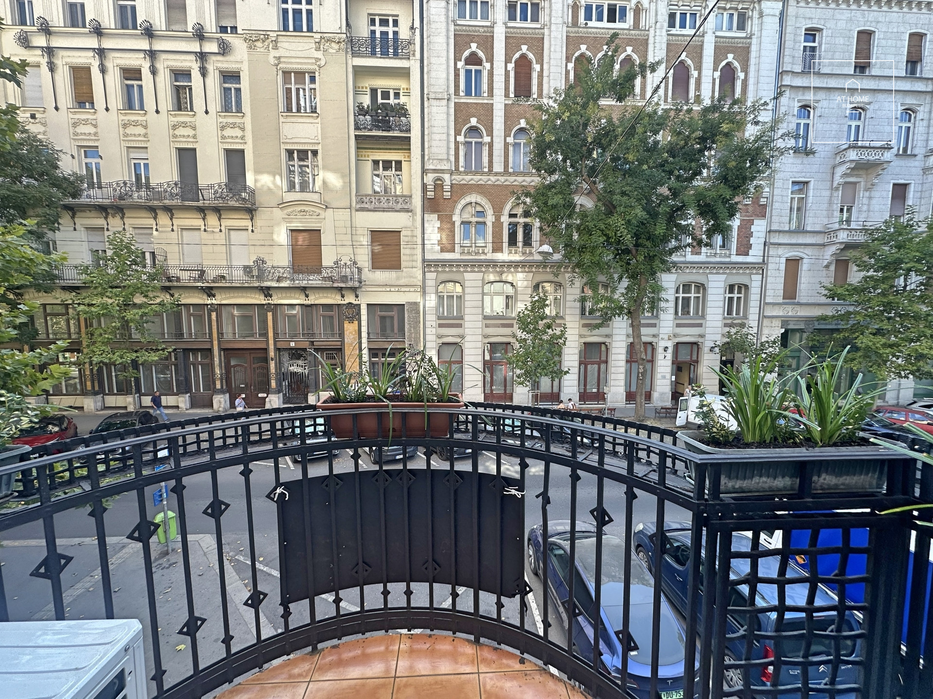 Two bedroom apartment in the 5th district