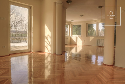 Sunny detached house for rent  II/A. district, Remetekertváros