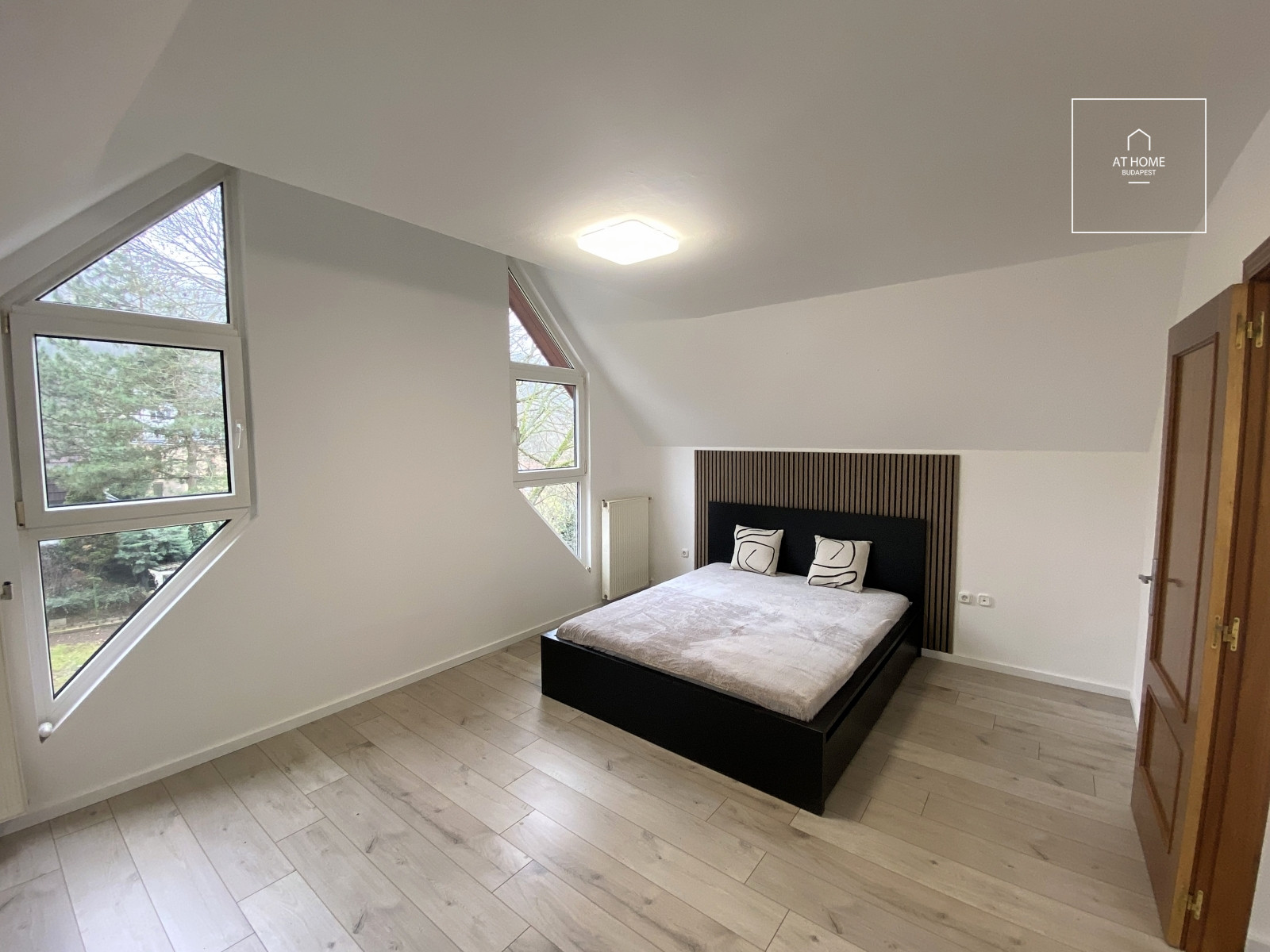 Stellar semi-detached house for rent Budapest II. district, Hűvösvölgy