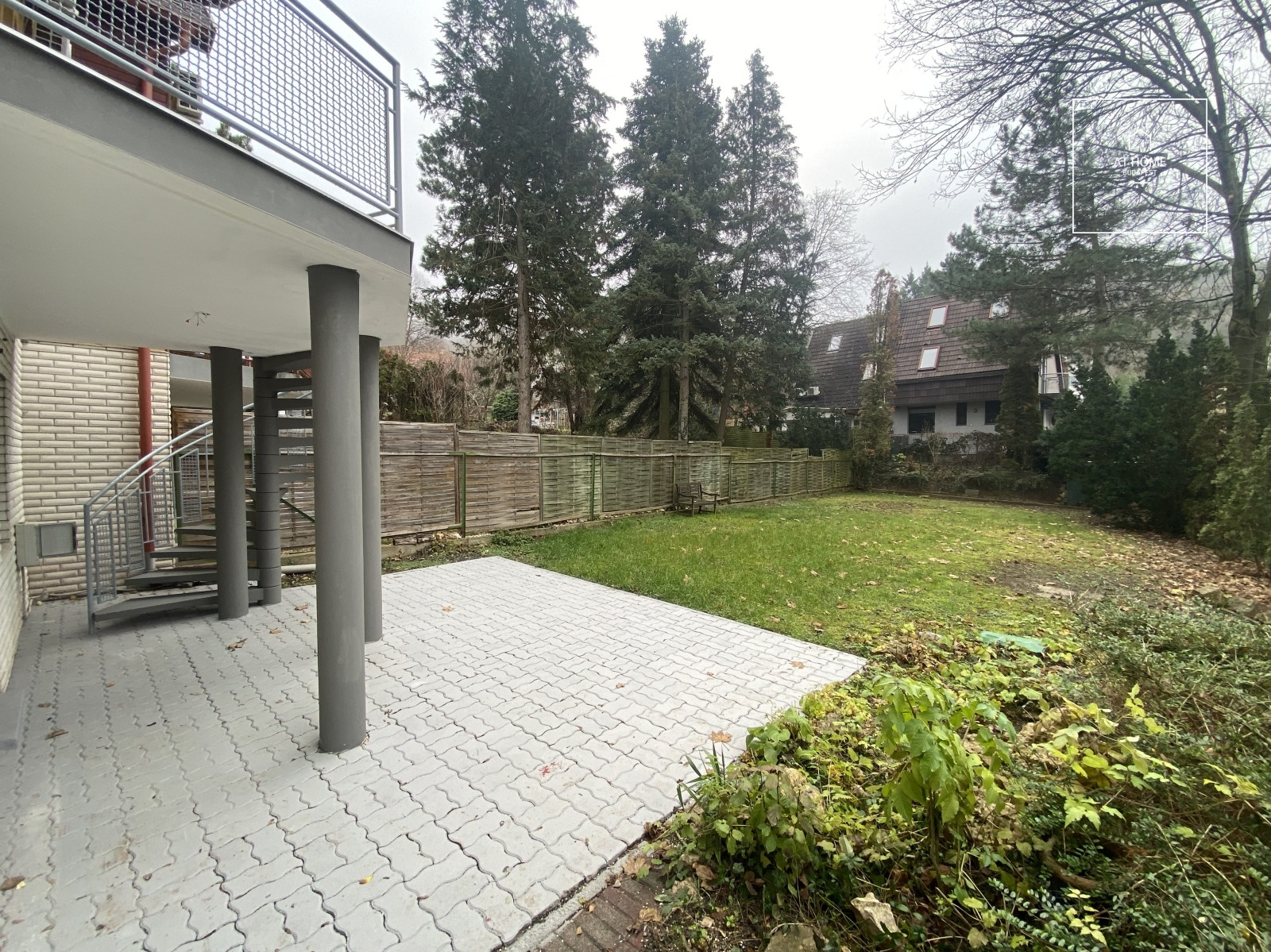 Stellar semi-detached house for rent Budapest II. district, Nyék