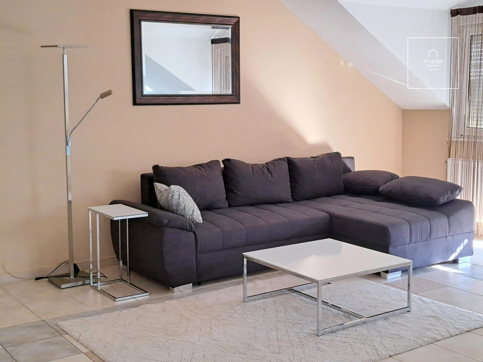 Panoramic 120 sqm pet-friendly apartment with 3 bedrooms in Budapest’s 11th District