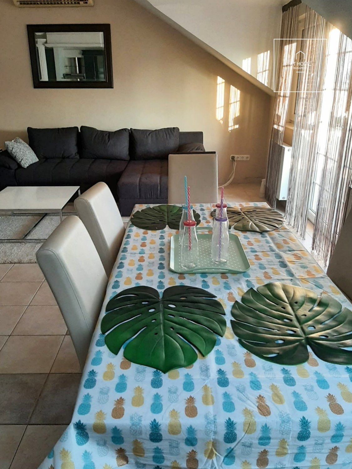 Panorámás, 120 nm-es kisállatbarát lakás 3 hálószobával a XI. kerületben