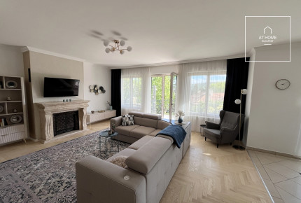 Panorámás 146 nm-es lakás 3 hálószobával a II. kerületben, Pasaréten