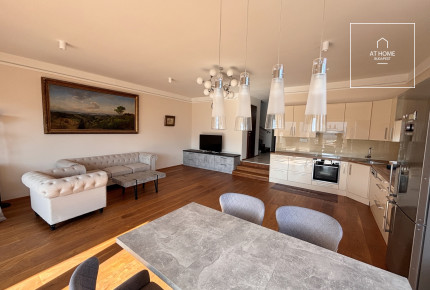 Luxurious Panoramic 221 sqm Smart Home for Rent in Aranyhegy, District III