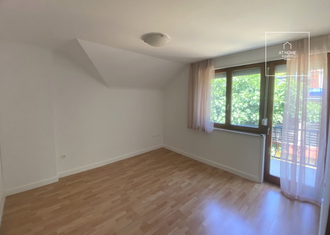 Sunny semi-detached house for rent Budapest XII. district, Orbánhegy