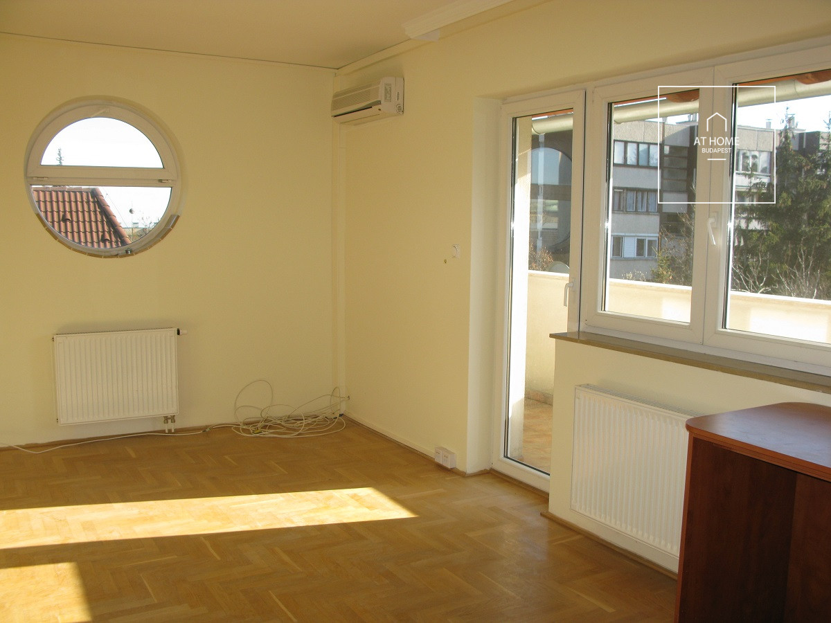 SEMI-DETACHED HOUSE FOR SALE II. DISTRICT TOP OF RÓZSADOMB