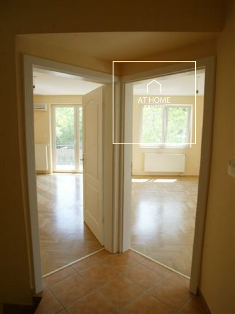 SEMI-DETACHED HOUSE FOR SALE II. DISTRICT TOP OF RÓZSADOMB