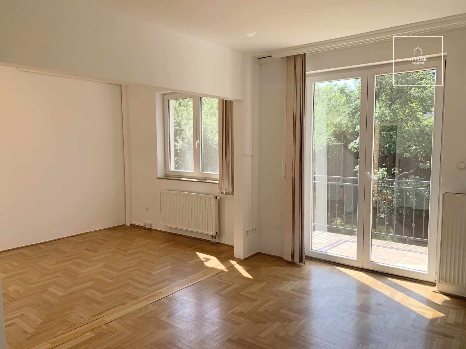 SEMI-DETACHED HOUSE FOR SALE II. DISTRICT TOP OF RÓZSADOMB