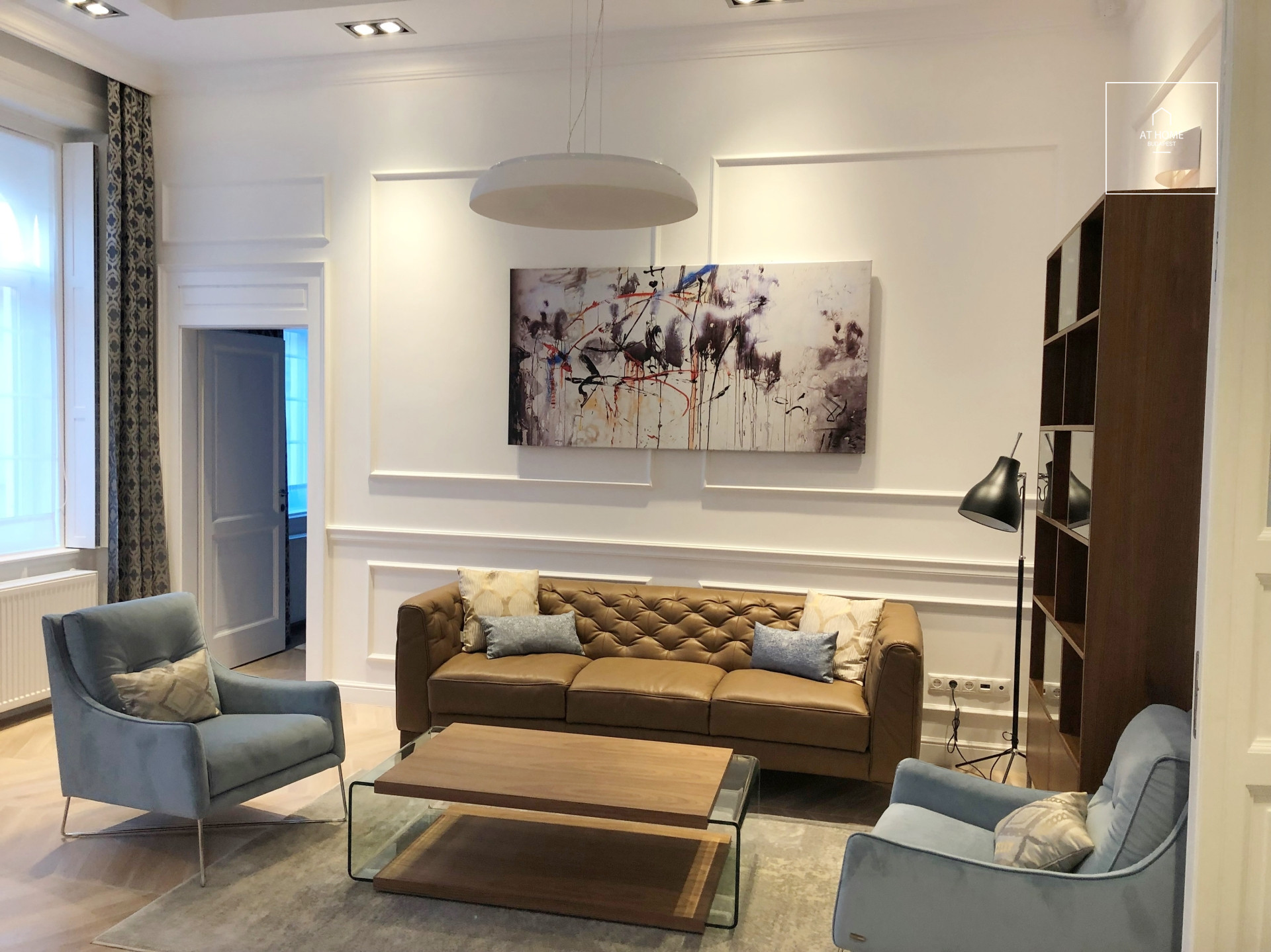 Renovated 90 sqm, 2-bedroom apartment for rent in Budapest’s 6th district