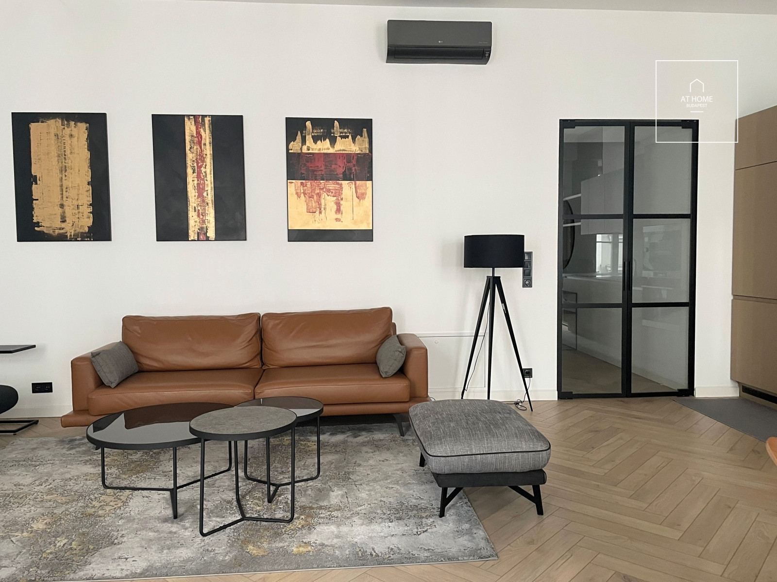 Beautiful  refurbished apartment for rent Budapest in V. district