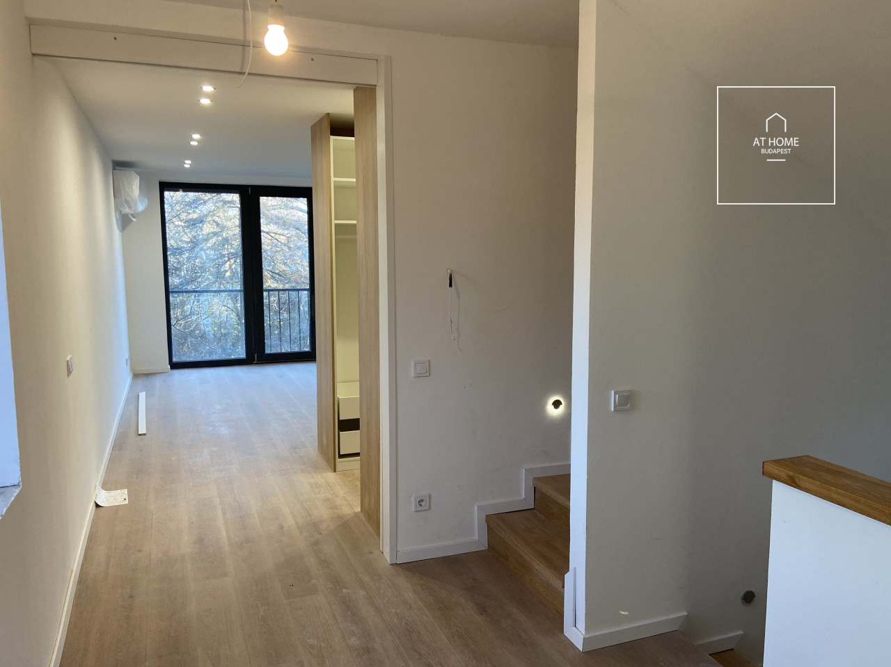 Renovated 4-story townhouse with a panoramic view of Buda in District XII, Zugliget