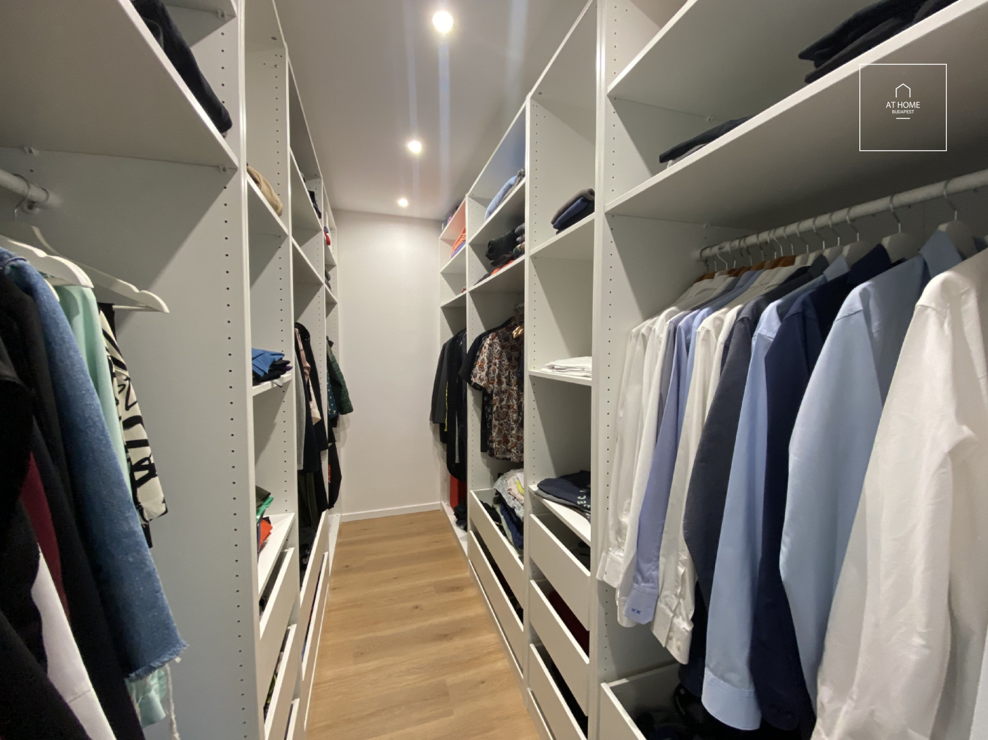 Felújított 4 szintes sorház budai panorámával XII. kerület, Zugliget