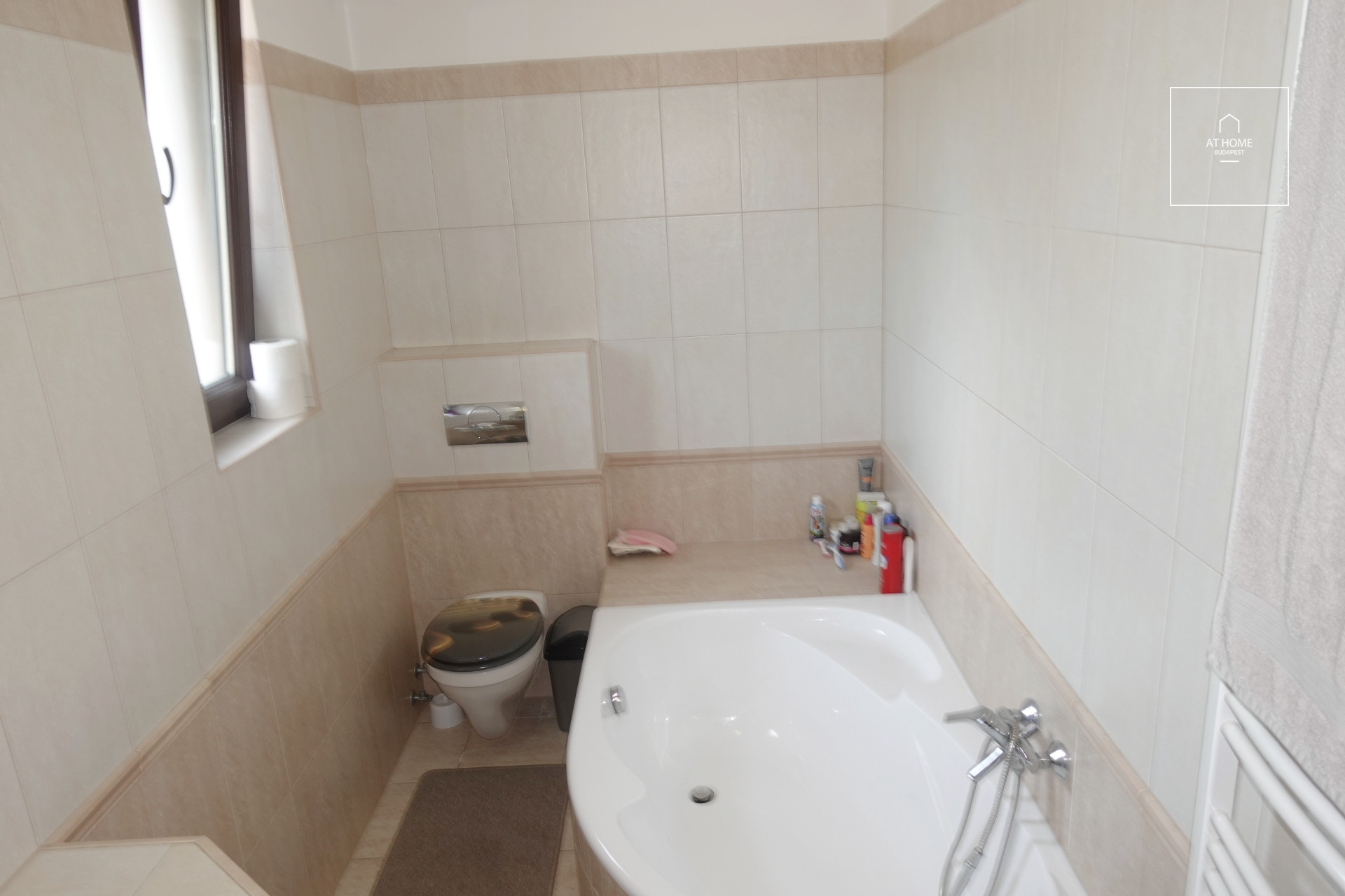 Wonderful semi-detached house for rent  II/A. district, Pesthidegkút - Ófalu