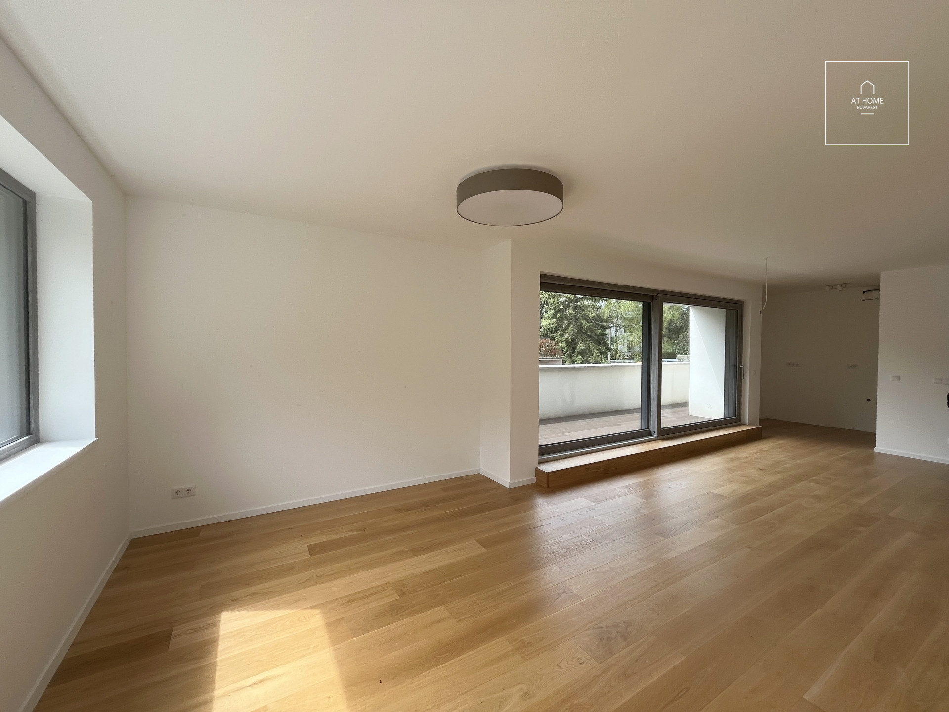 Eladó modern, luxus lakás Budán – II. kerület, Petneházy-rét