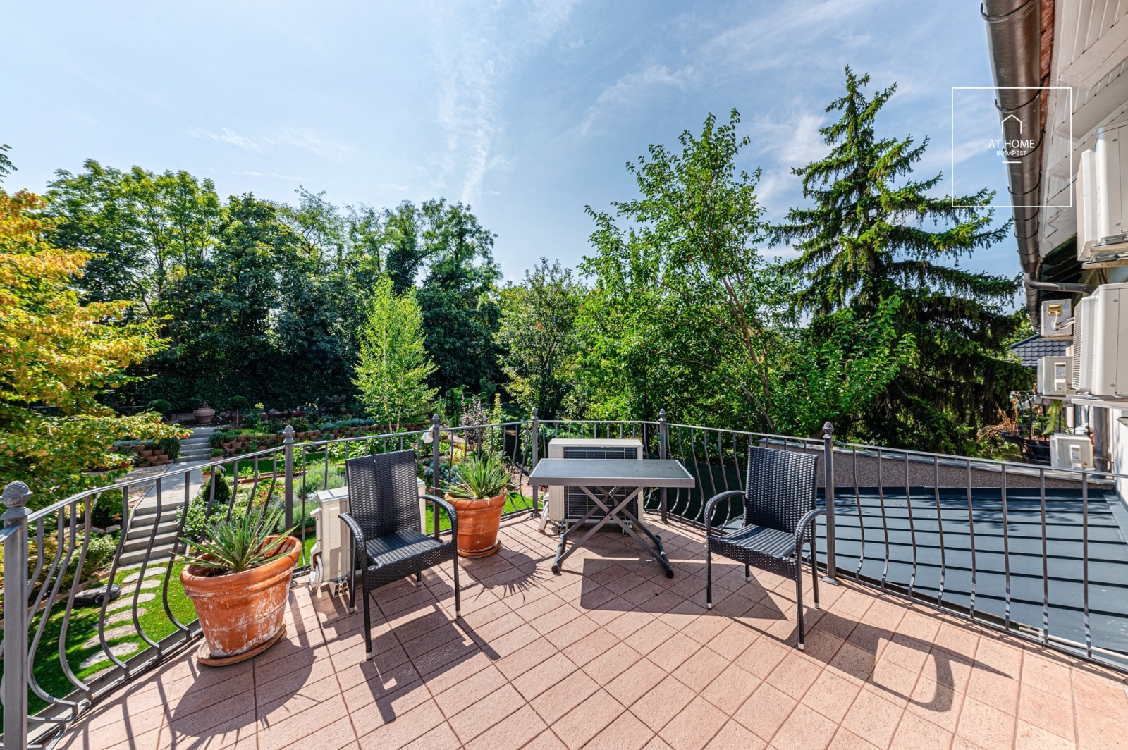 Renovated 401 sqm three-story historic villa with panoramic views on Gellért Hill