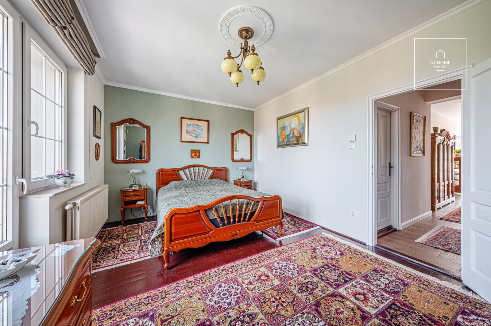 Renovated 401 sqm three-story historic villa with panoramic views on Gellért Hill