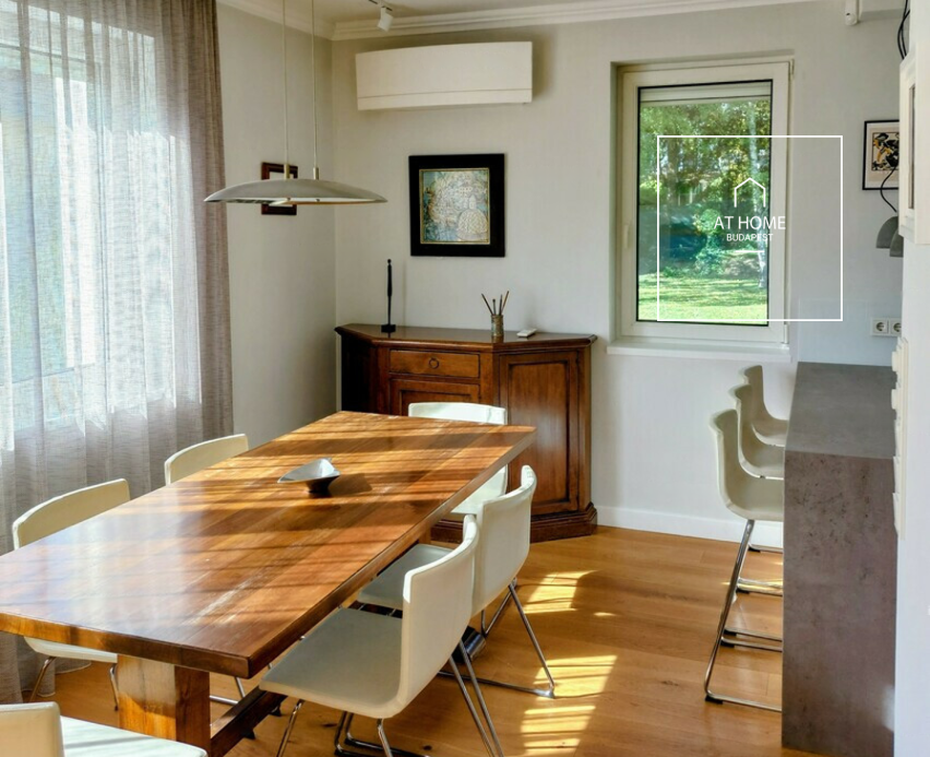 Furnished 150 sqm apartment with rooftop terrace for rent in District II, Pálvölgy