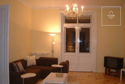 Elegant apartment for rent Budapest VI. district, Terézváros