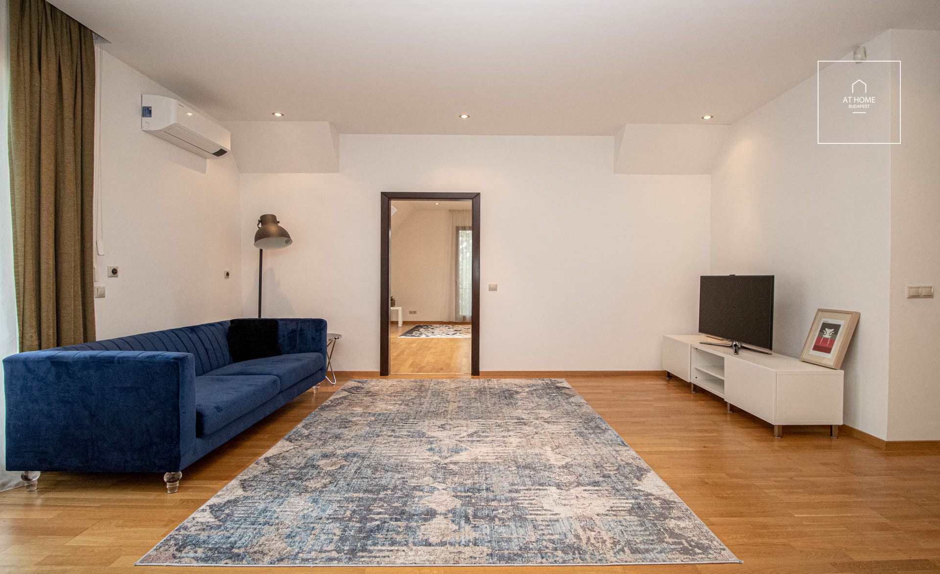 EXCLUSIVE FAMILY RESIDENCE IN KÚTVÖLGY – DISTRICT XII