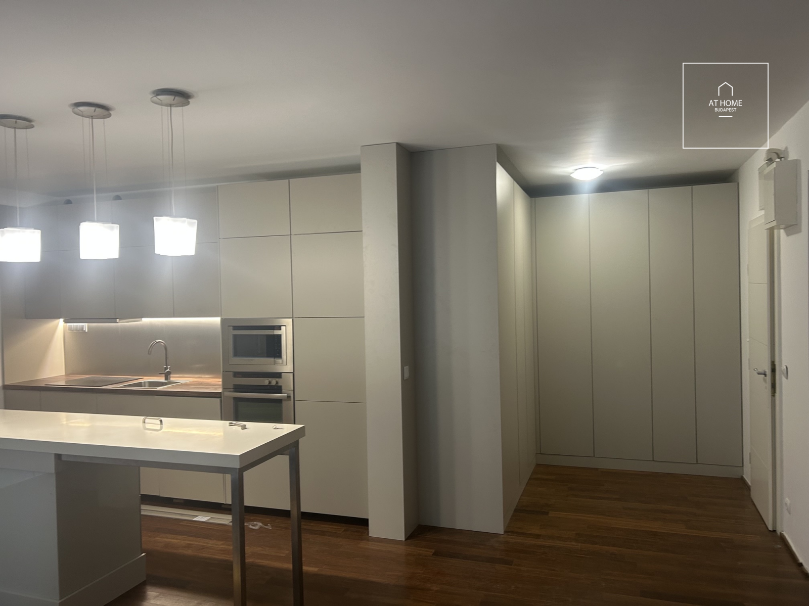Beautiful luxury apartment for rent in Budapest II. district