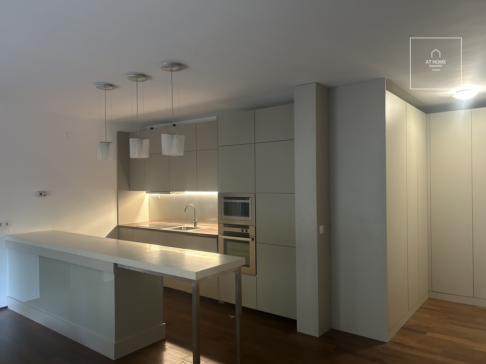 Beautiful luxury apartment for rent in Budapest II. district