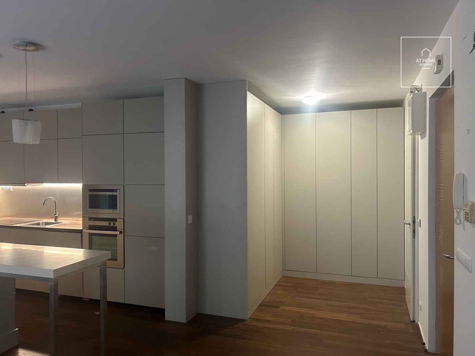 Beautiful luxury apartment for rent in Budapest II. district
