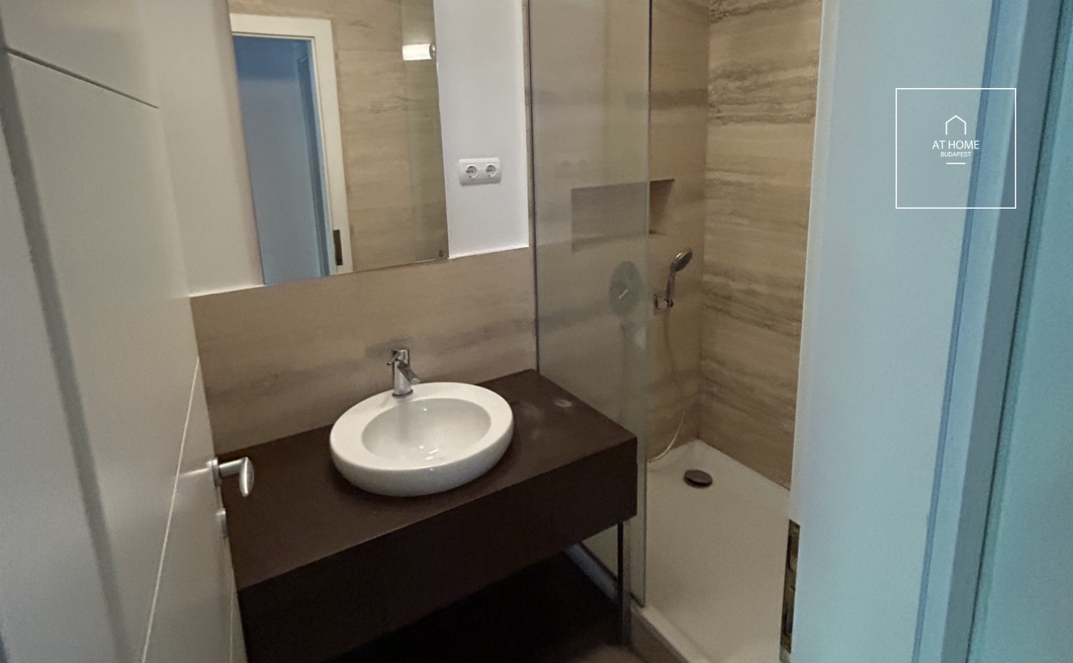 Beautiful luxury apartment for rent in Budapest II. district
