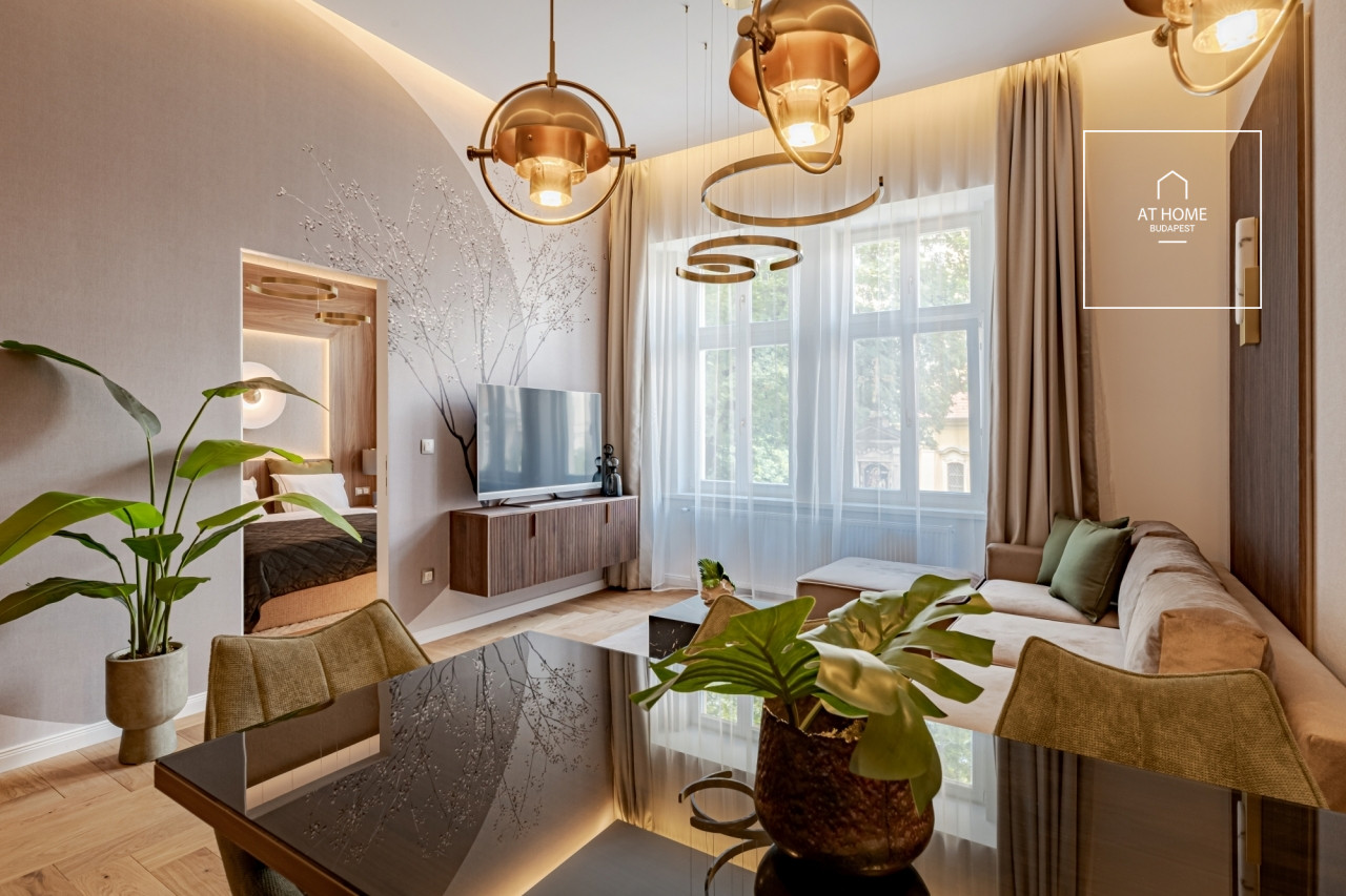 Felújított 63nm-es 2 hálószobás lakás V. kerület, Belváros