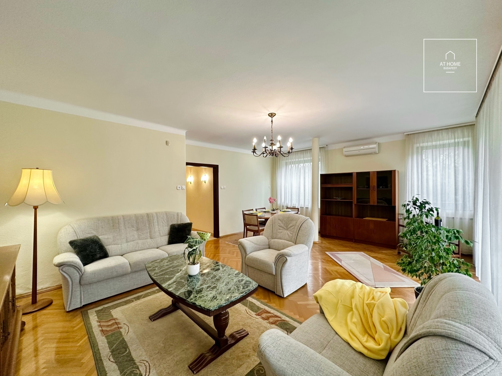 Ground-floor, 106 sqm, three-bedroom apartment with a terrace in Szemlőhegy, Budapest’s 2nd district