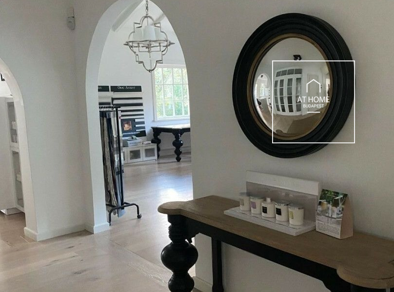 Exclusive family house for rent in the 2nd district of Budapest, Máriaremete