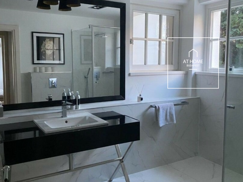 Exclusive family house for rent in the 2nd district of Budapest, Máriaremete