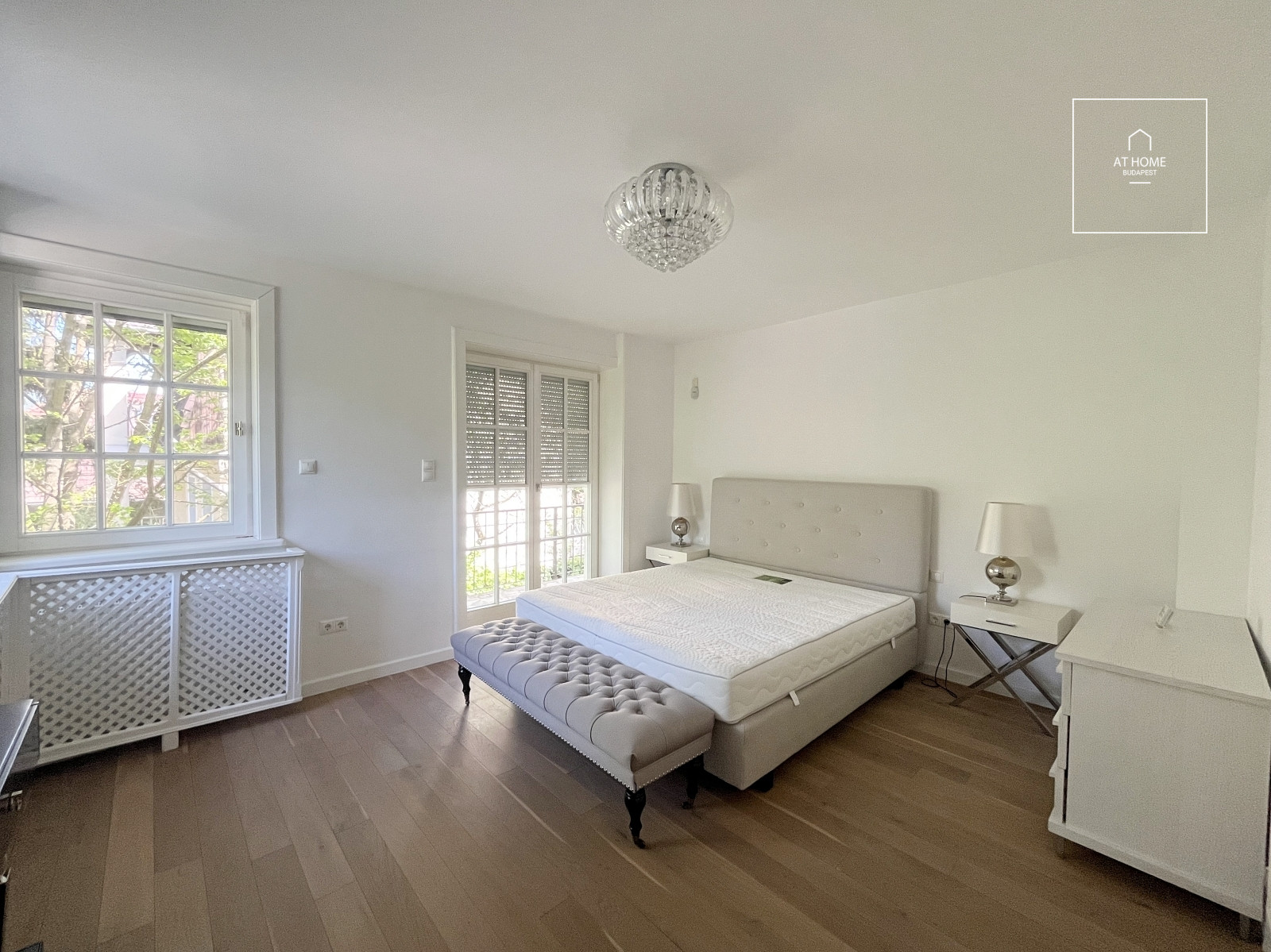 Exclusive family house for rent in the 2nd district of Budapest, Máriaremete