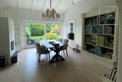 Exclusive family house for rent in the 2nd district of Budapest, Máriaremete