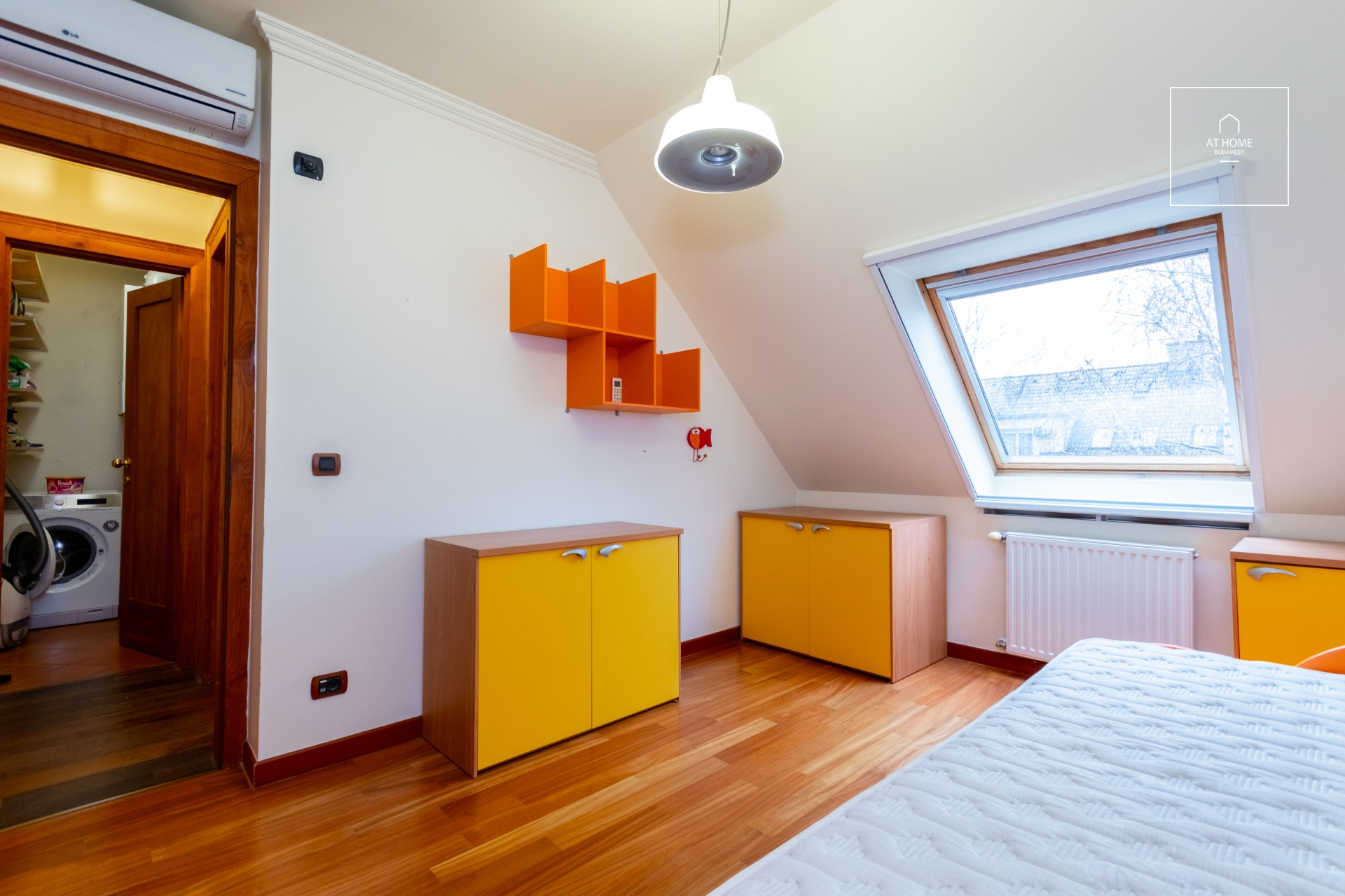 Two-storey terraced house for rent Budapest III. district Csillaghegy