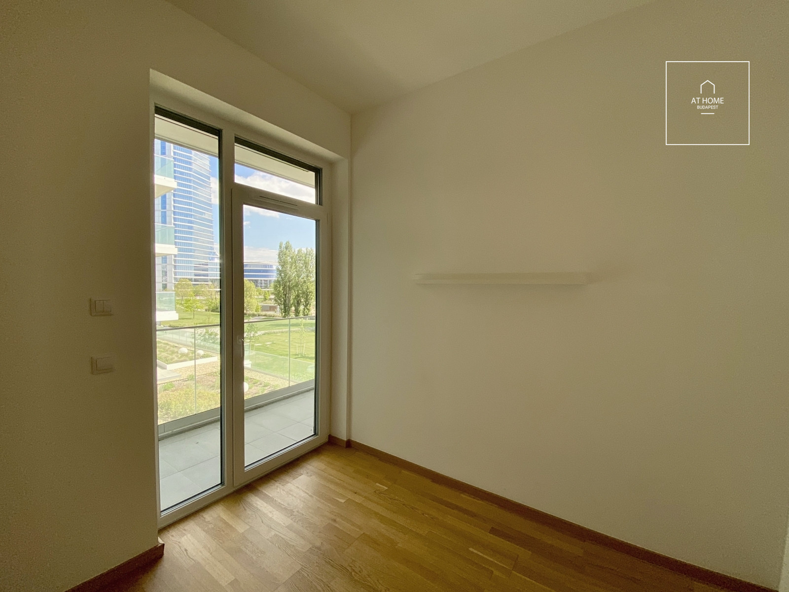 Premium apartment with Danube panorama for rent in the 11th district of Budapest, Budapart