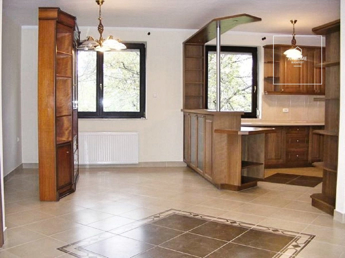 Wonderful detached house for rent  II/A. district, Széphalom