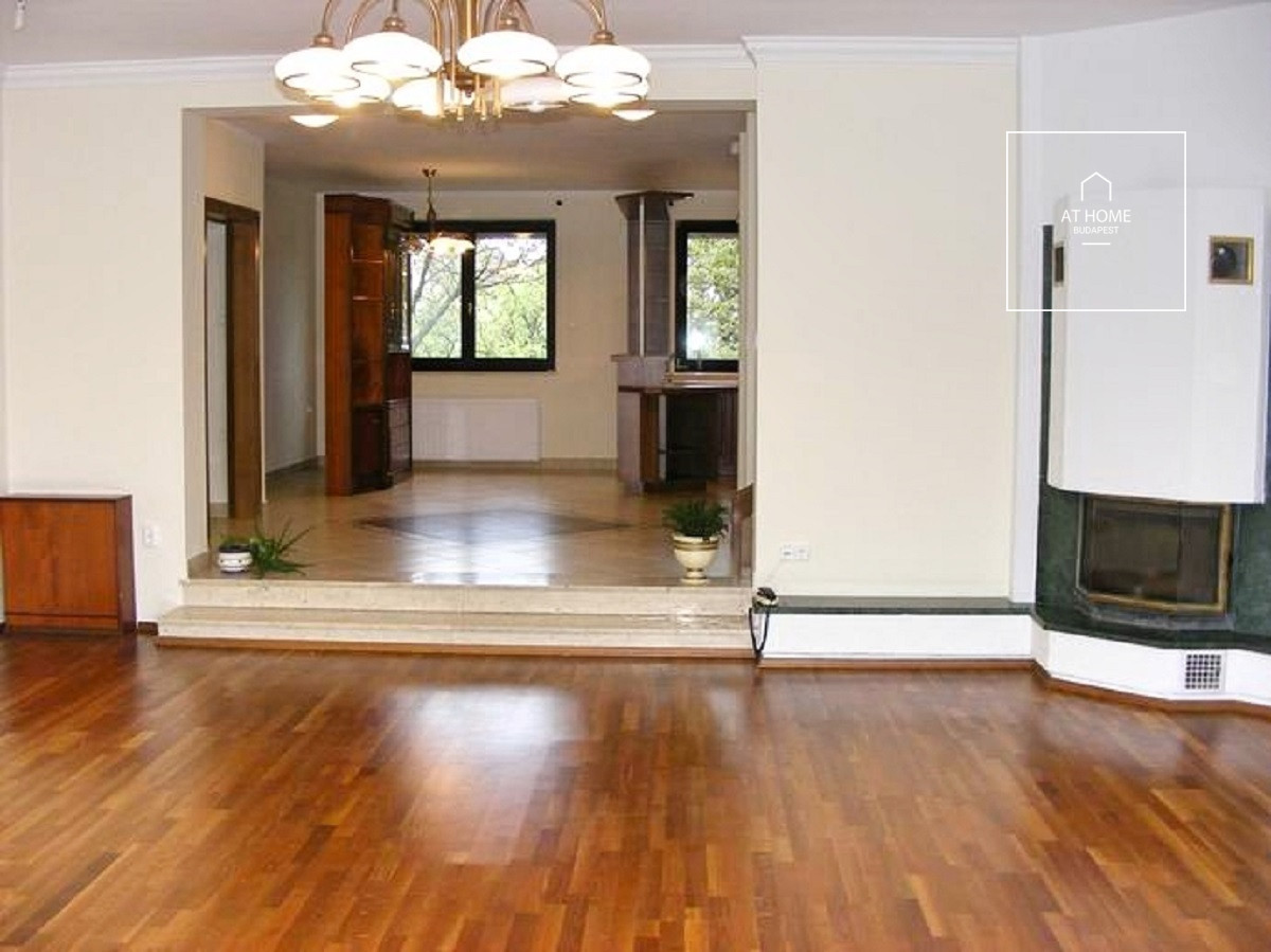 Wonderful detached house for rent  II/A. district, Széphalom