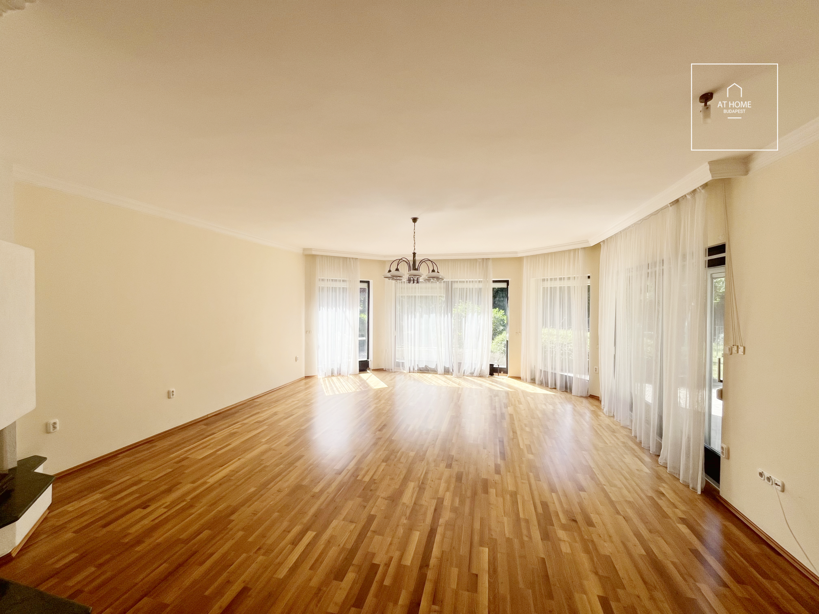 Wonderful detached house for rent  II/A. district, Széphalom