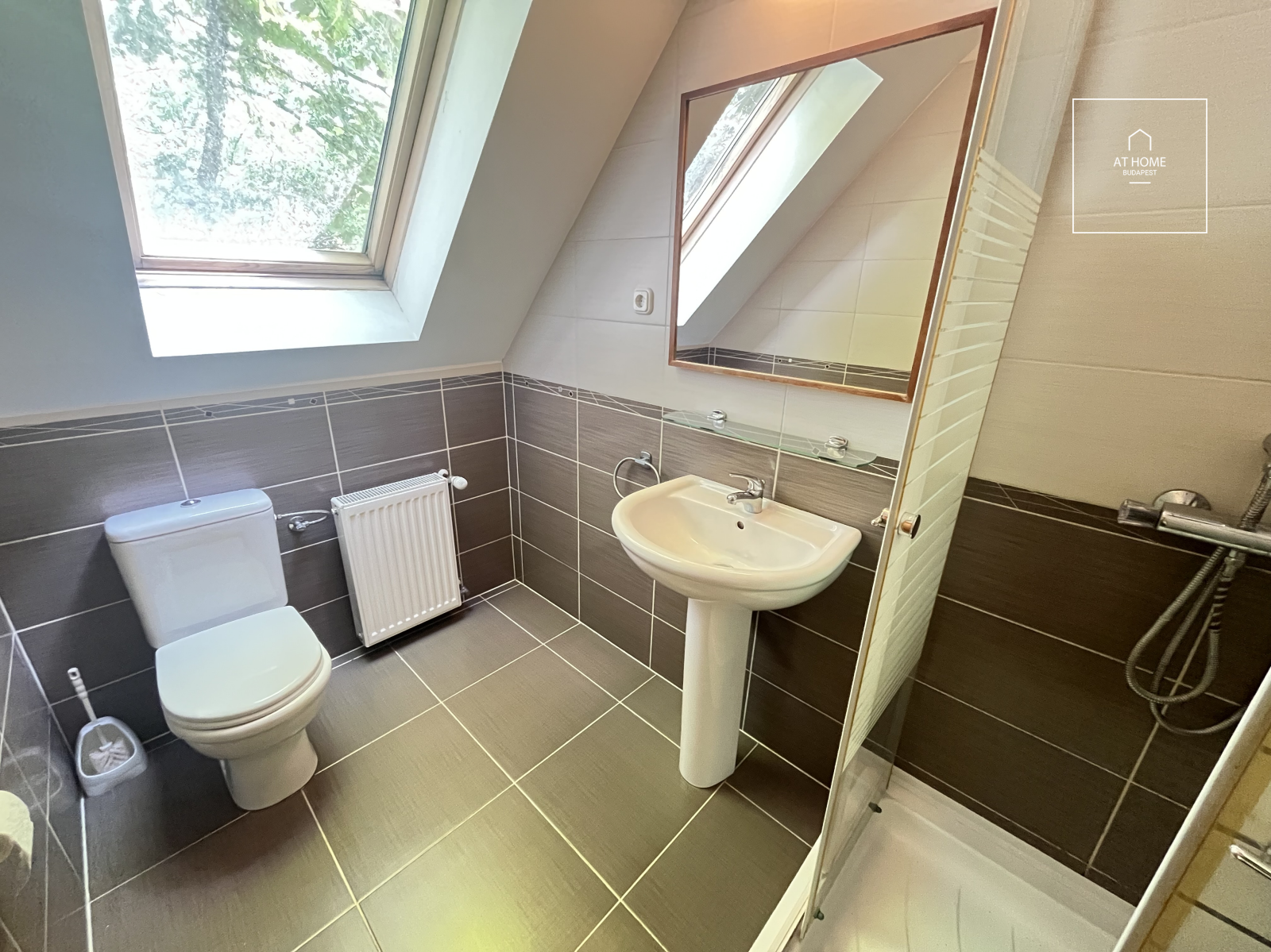Wonderful detached house for rent  II/A. district, Széphalom