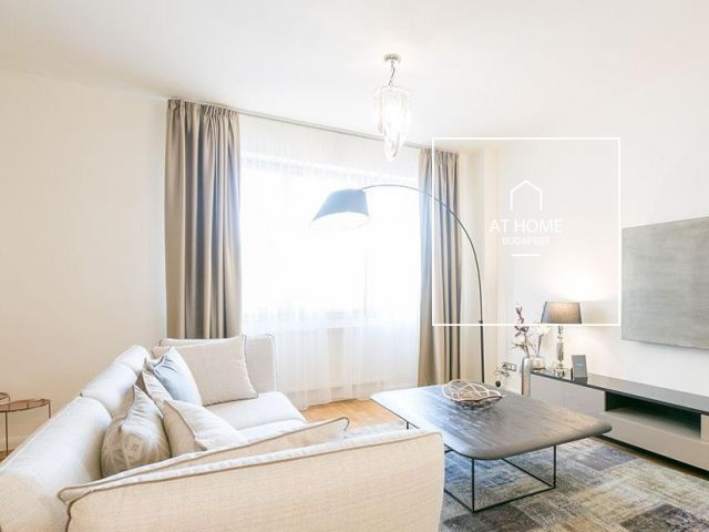 Exclusive 82 sqm two-bedroom apartment in District I