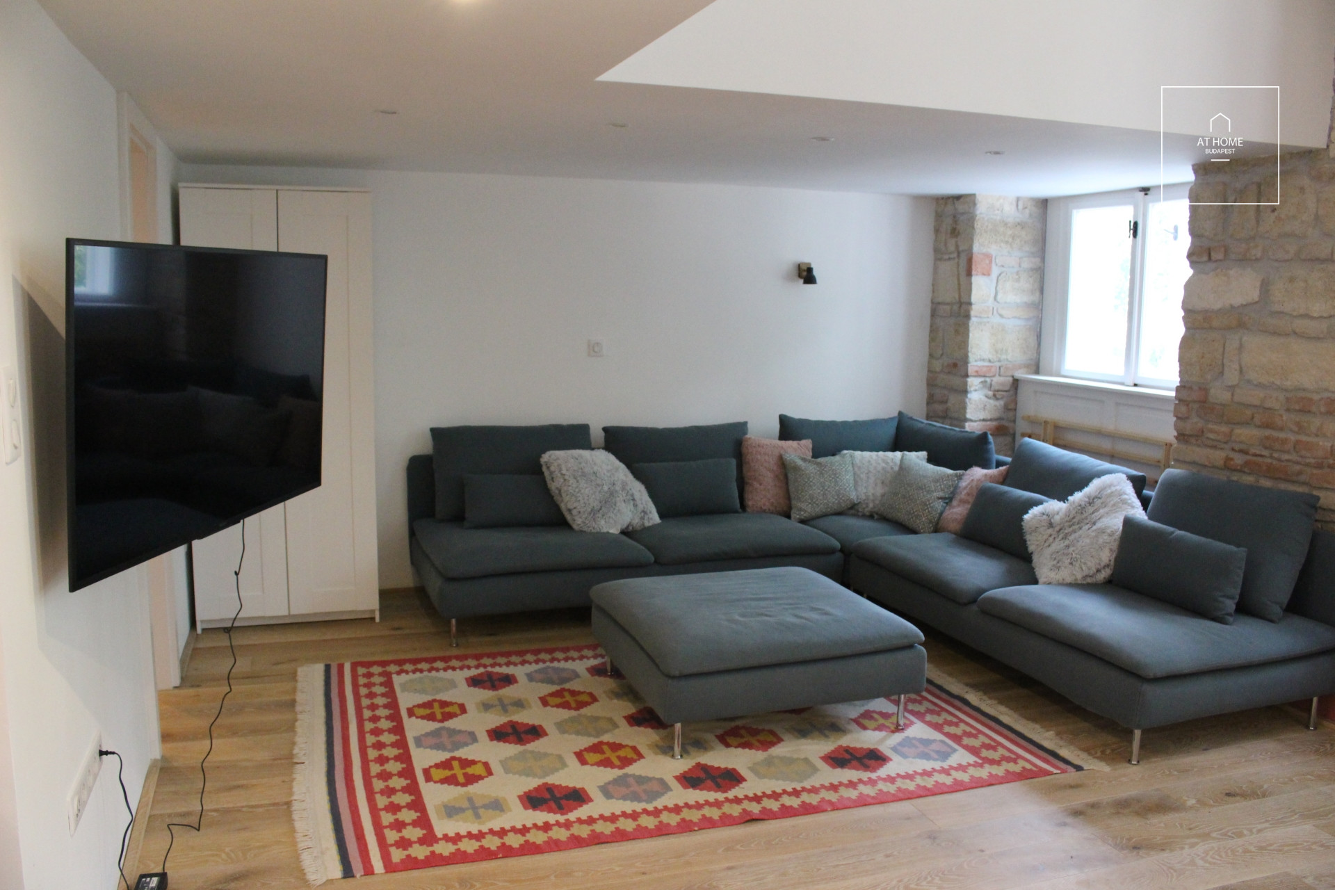 A premium renovated duplex apartment is for rent in Budapest, District V, Lipótváros