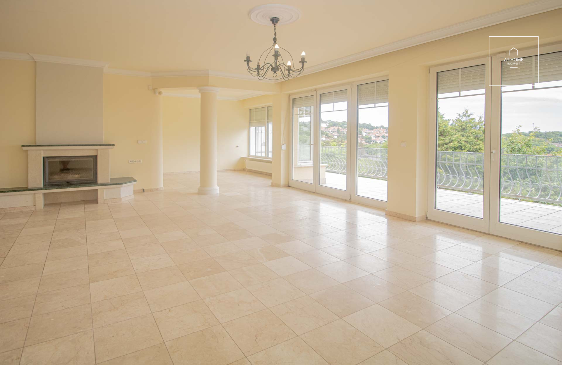 Exclusive semi-detached house for rent Budapest XII. district, Istenhegy