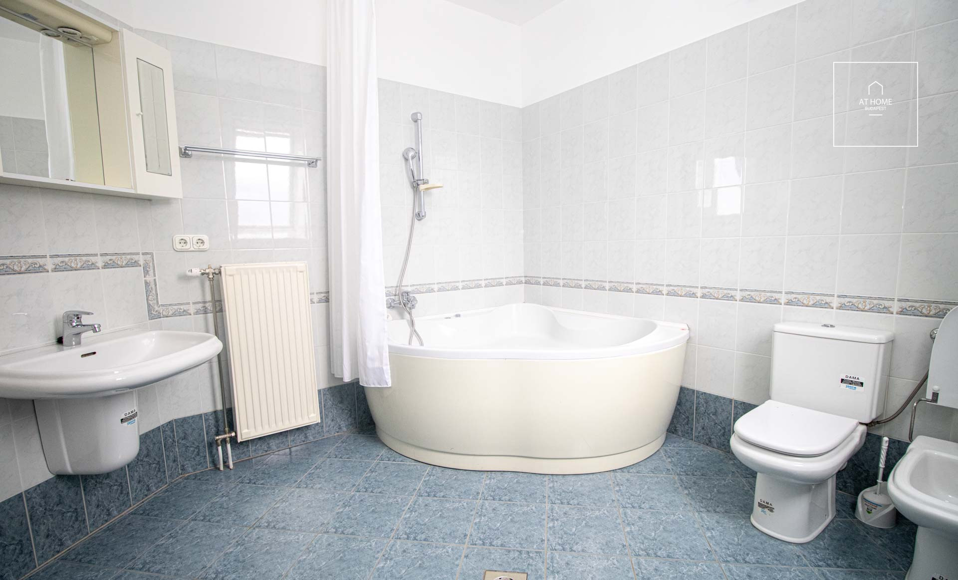Exclusive semi-detached house for rent Budapest XII. district, Istenhegy