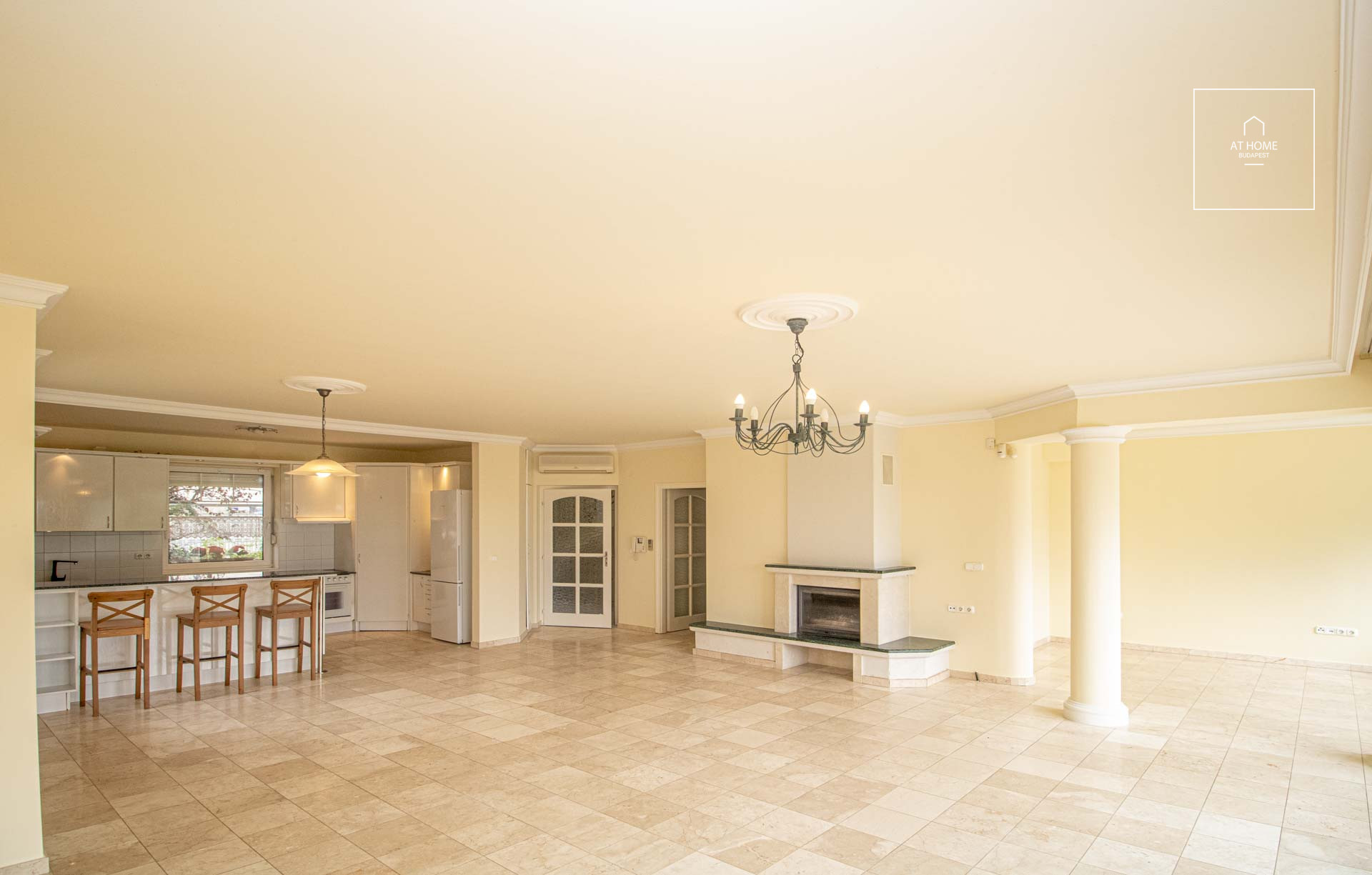 Exclusive semi-detached house for rent Budapest XII. district, Istenhegy