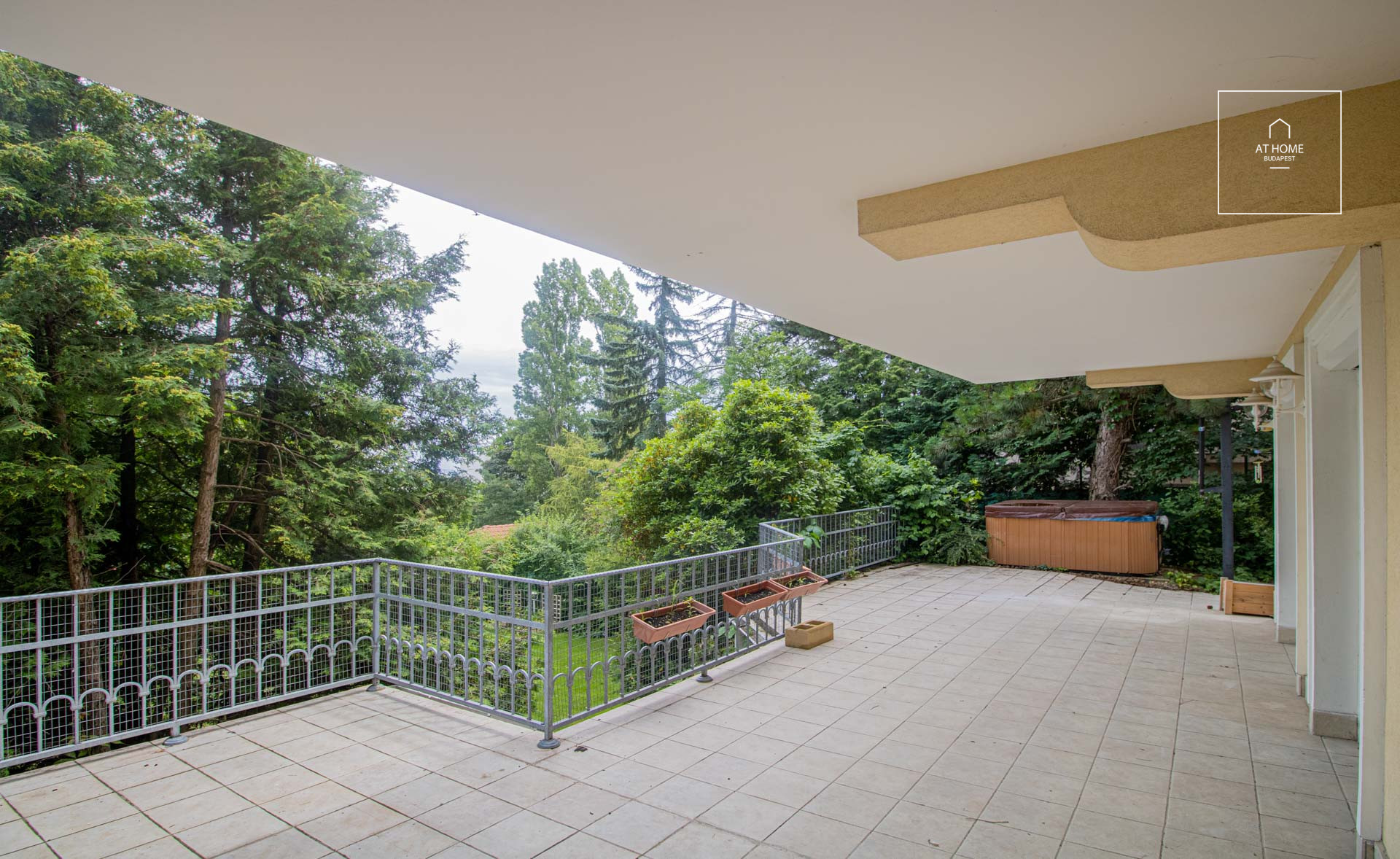 Exclusive semi-detached house for rent Budapest XII. district, Istenhegy