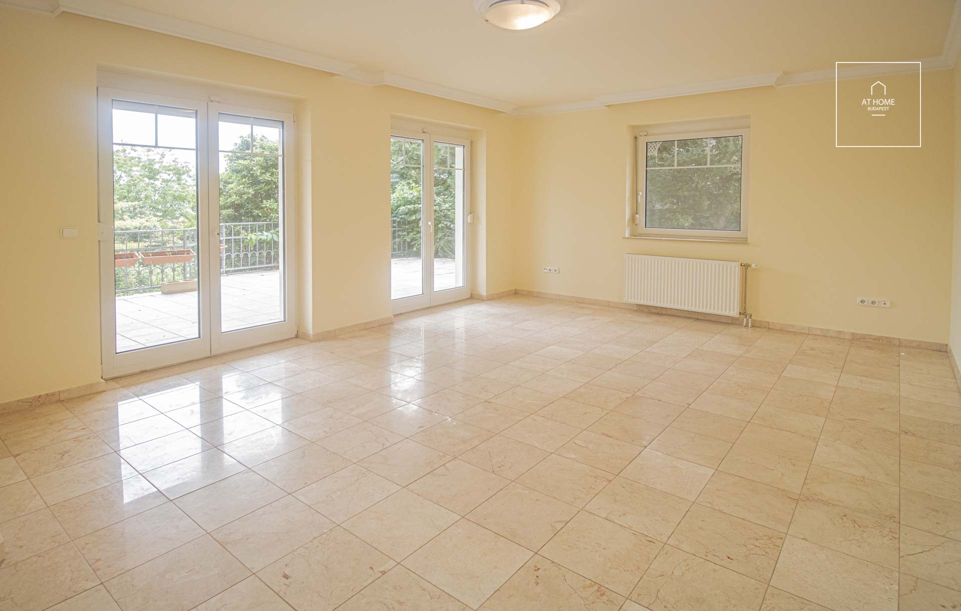 Exclusive semi-detached house for rent Budapest XII. district, Istenhegy